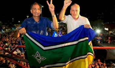 Depois de chamar o Governador Waldez de líder maior e fazer uma parceira de anos, Jaime Nunes, tenta enganar a população com discurso mentiroso dizendo que não é político profissional e sim administrador.