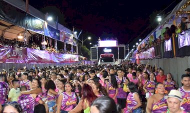 Carnaval de Santana garante renda extra para milhares de famílias