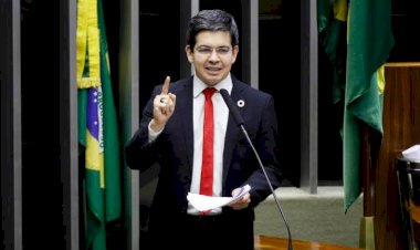 Senador Randolfe anuncia três mil unidades do Minha Casa, Minha Vida em Macapá 