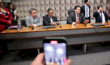 Eleito presidente da MP sobre reestruturação do governo, Alcolumbre destaca acordo entre presidentes da Câmara e Senado pelo retorno dos trabalhos