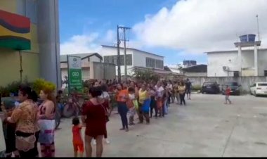 Prefeito Desumano: Furlan abandona multidão de mulheres e crianças autistas  em frente a centro de especialidades, segue o vídeo.
