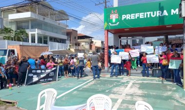 Prefeito Furlan enlouqueceu ao mandar seus cargos e contratos confrontar professores da rede pública municipal.