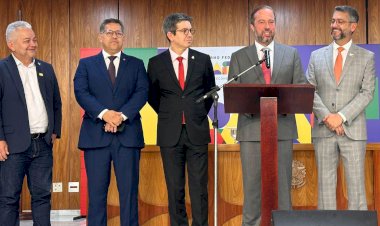 Lula assina MP que estabelece teto de reajuste na tarifa de energia