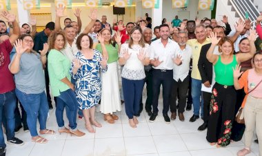 Aline 10 recebe apoio em massa de lideranças evangélicas