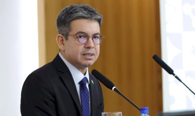 Projeto de Randolfe que restringe a fabricação de fogos de artifício com barulho avança no Congresso