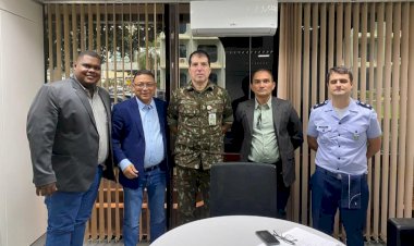 Em Brasília, Prefeito Chico Nó busca apoio no ministério da defesa para projetos de desenvolvimento do município