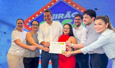 Promessa da casa própria se torna o maior engodo do governo Furlan com participação de Acácio Favacho