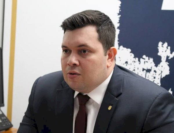 Com um desempenho pífio em todas as pesquisas ao Senado, Acácio Favacho promete investimentos de R$ 1 bilhão