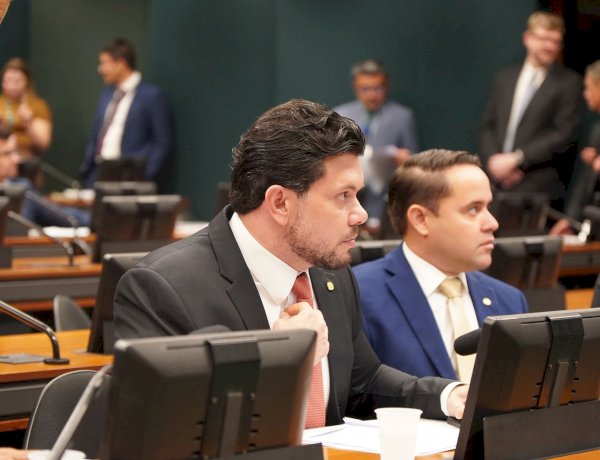 PEC 47 é aprovada na CCJ e avanço histórico tem atuação decisiva de Acácio Favacho