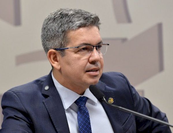 PEC 47, de autoria de Randolfe, avança na Câmara e abre caminho para reparação histórica aos servidores dos ex-territórios