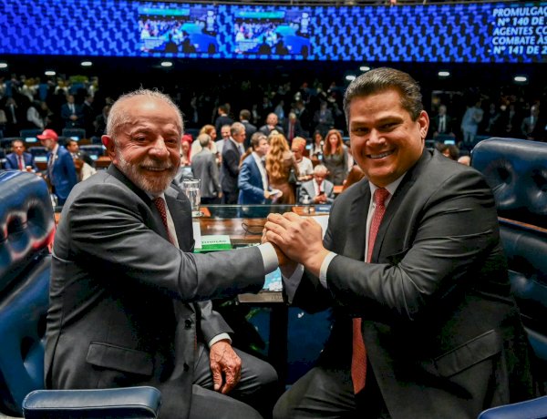Davi promulga duas emendas históricas: fim da escala 6x1 e aposentadoria especial dos agentes de saúde