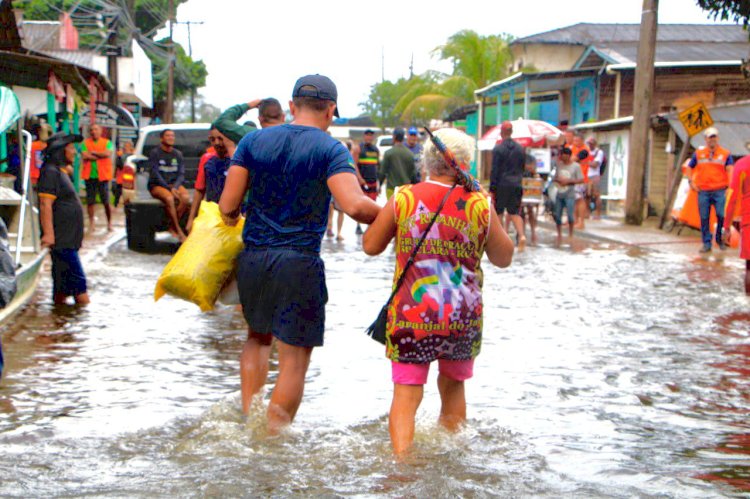 Clécio leva apoio e solidariedade à população e aos prefeitos do Vale do Jari que sofrem com a enchente