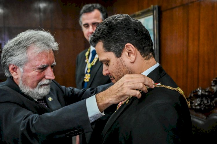 Davi Alcolumbre recebe mais alta condecoração do Tribunal de Justiça do DF e Territórios  por serviços prestados ao Judiciário