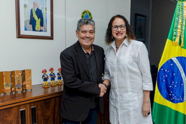 Ministra Luciana Santos convida o professor Dorival da Costa dos Santos para a Subsecretaria da Amazônia