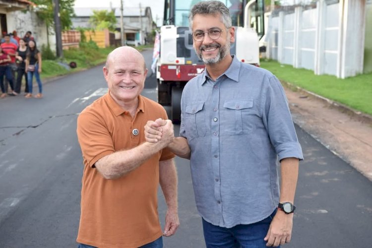 Governador Clécio Luís e Bala Rocha intensificam obras de asfaltamento por ruas e avenidas de Santana