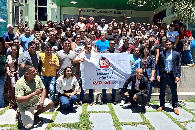 O Prefeito DaLua trata os trabalhadores da educação com o máximo respeito, garantindo um reajuste salarial de 15% para toda a categoria.