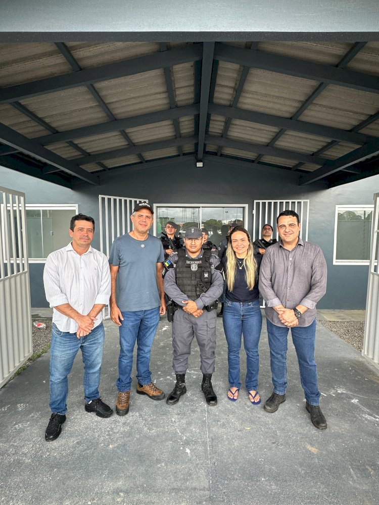 A pedido da deputada Liliane Abreu, secretário de segurança visita Tartarugalzinho e região dos Lagos